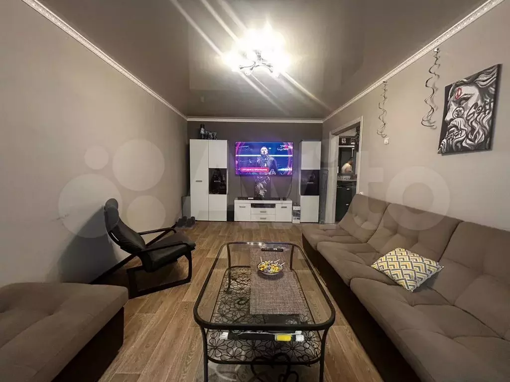 2-к. квартира, 58,5 м, 2/9 эт. - Фото 0