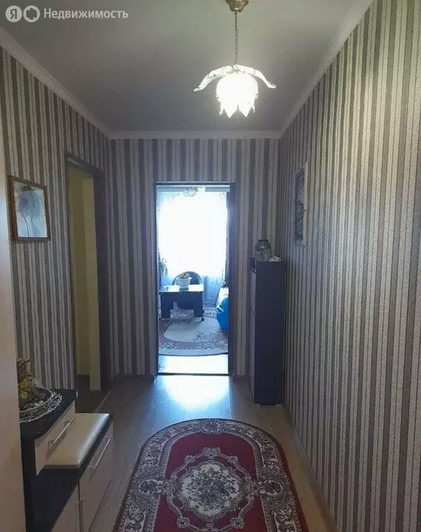 5-комнатная квартира: Усть-Лабинск, улица Агаркова, 63 (98 м) - Фото 1