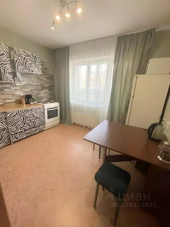 1-к кв. Омская область, Омск пос. Биофабрика, 3к1 (36.6 м) - Фото 0