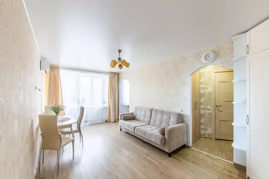 3-к кв. Санкт-Петербург, Санкт-Петербург, Сестрорецк Приморское ш., ... - Фото 1