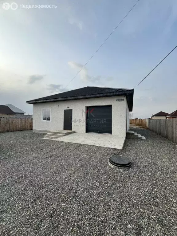 Дом в Усть-Абаканский район, деревня Чапаево, Луговая улица (153 м) - Фото 1