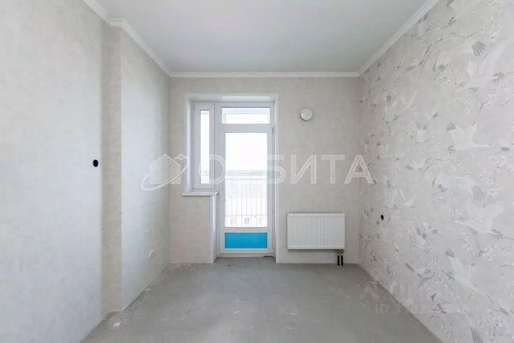 2-к кв. Тюменская область, Тюмень ул. Бакинских Комиссаров, 1 (57.0 м) - Фото 1