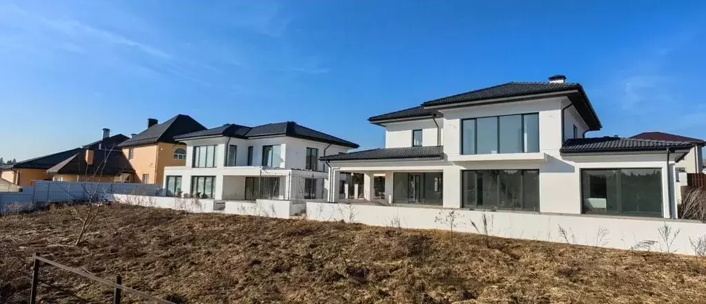 Коттедж в Москва Цветочный кп, 262 (350 м) - Фото 1