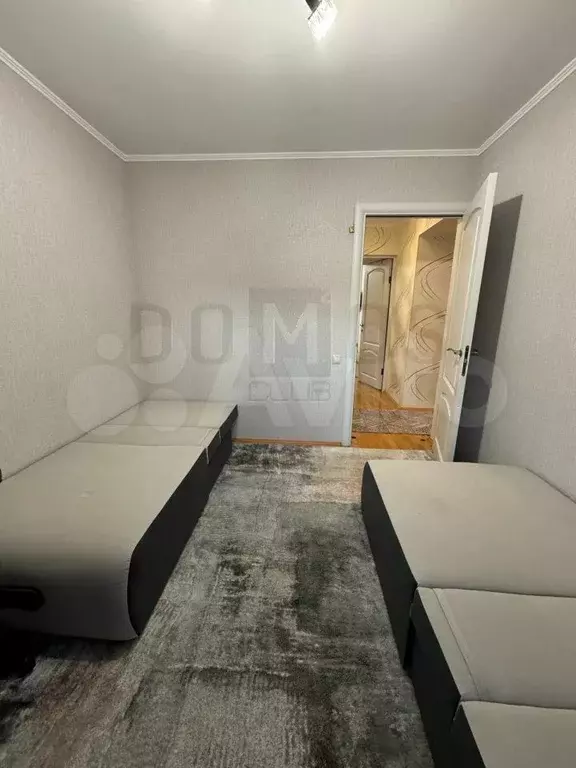 Комната 11 м в 3-к., 2/5 эт. - Фото 1