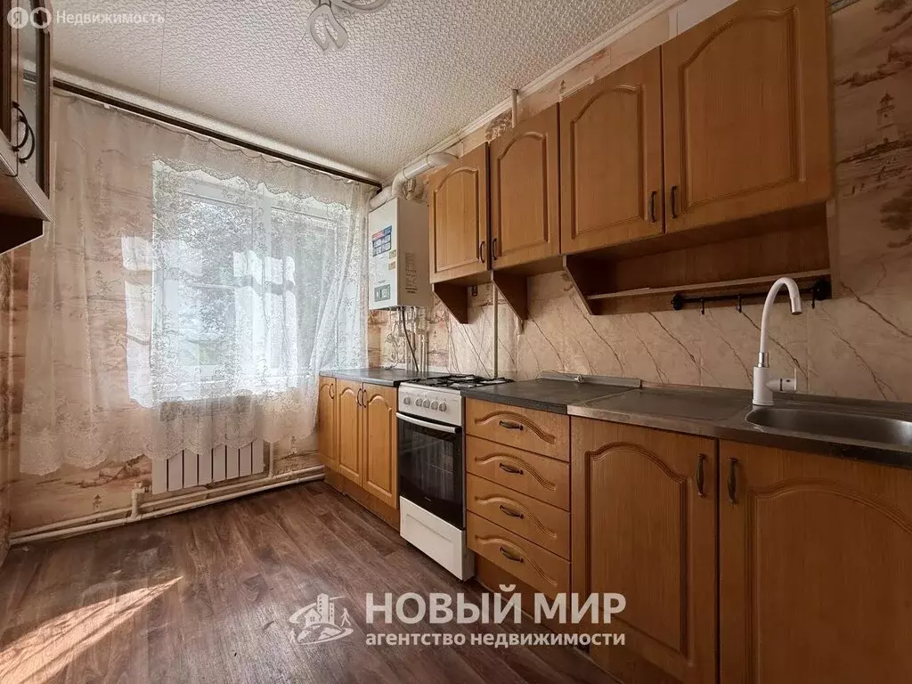 3-комнатная квартира: село Сарлей, Шоссейная улица, 1А (62.3 м) - Фото 2