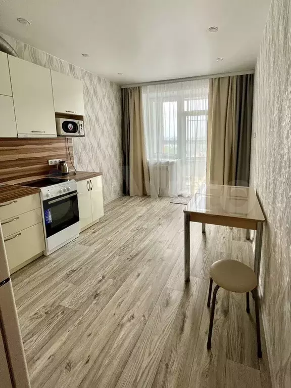 1-к. квартира, 42,1 м, 8/12 эт. - Фото 1