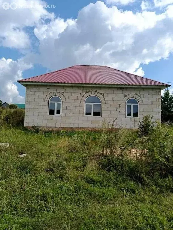 Дом в Исаклы, село Исаклы, улица Братьев Лагода, 27А (92.9 м) - Фото 1