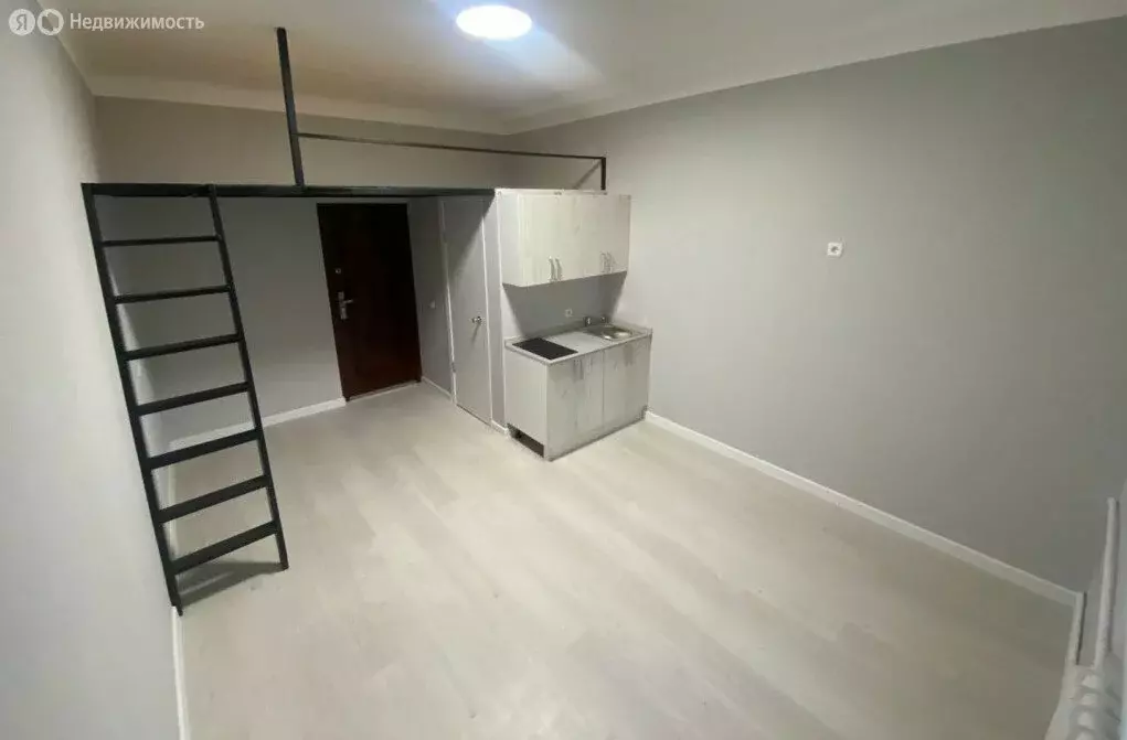 1к в 3-комнатной квартире (18 м) - Фото 1