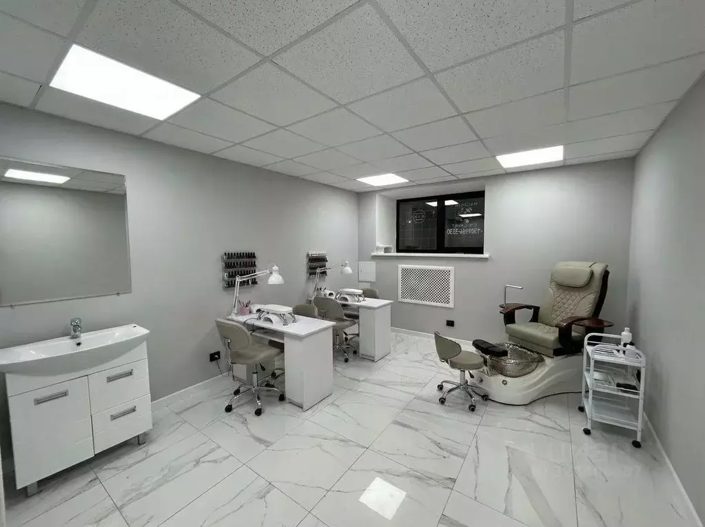 Помещение свободного назначения в Москва Измайловская пл., 9К1 (20 м) - Фото 1