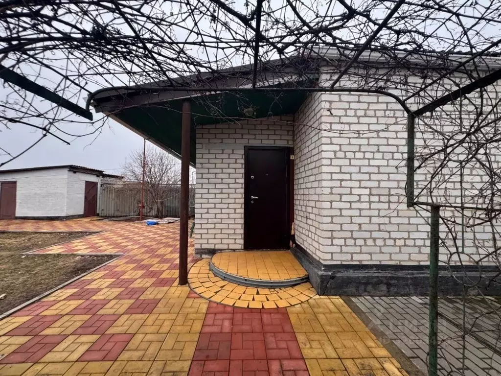 Дом в Волгоградская область, Иловлинский район, Краснодонский хут. ул. ... - Фото 1