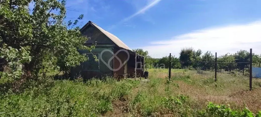 Дом в Волгоградская область, Волгоград Кировец СНТ, ул. Алычовая (20 ... - Фото 1
