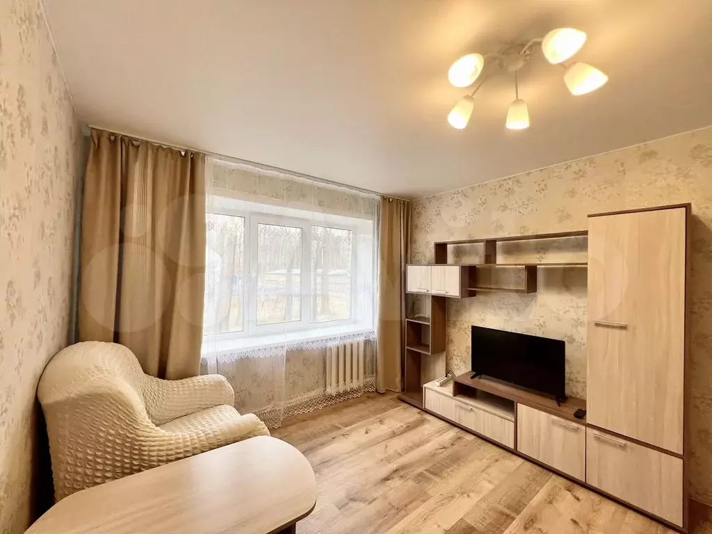 Комната 12,5 м в 5-к., 2/4 эт. - Фото 1