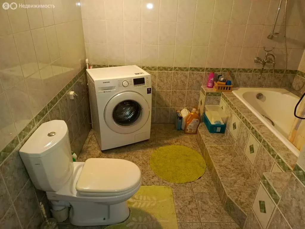 3-комнатная квартира: Оренбург, Харьковская улица, 2 (76 м) - Фото 0