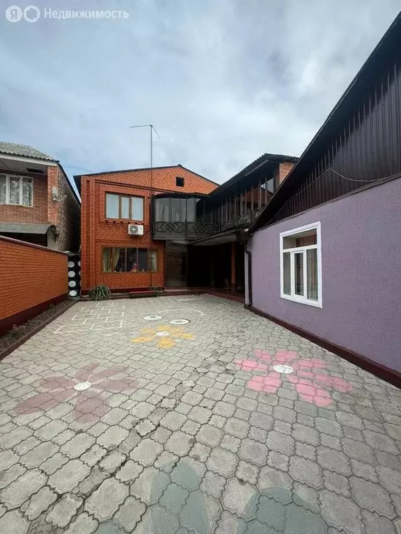 Дом в Грозный, улица Нурсултана Абишевича Назарбаева, 154 (200 м) - Фото 0