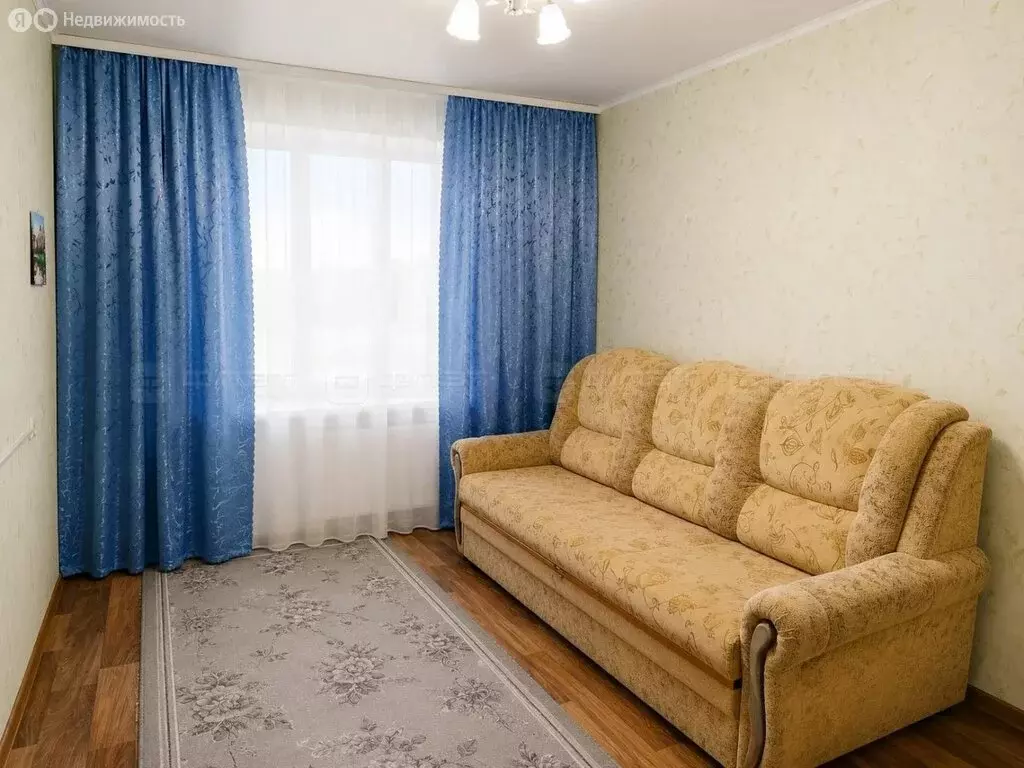 2-комнатная квартира: посёлок городского типа Богатые Сабы, улица З. ... - Фото 1
