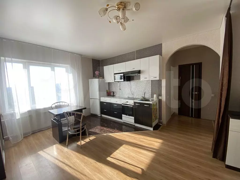 2-к. квартира, 40 м, 8/9 эт. - Фото 1