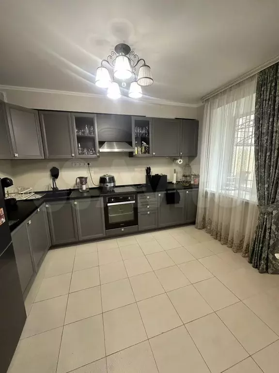Дом 430 м на участке 9 сот. - Фото 0