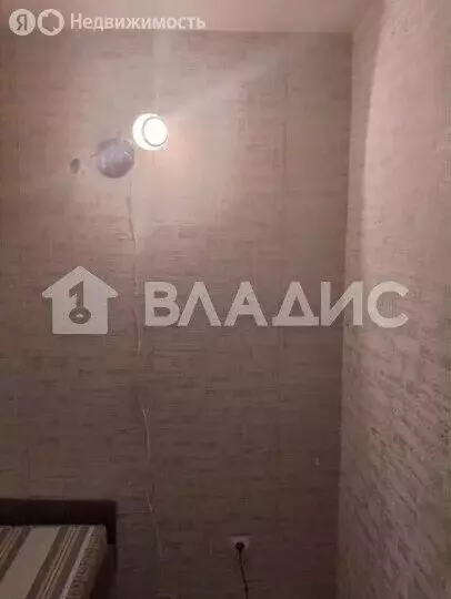 1к в 10-комнатной квартире (17 м) - Фото 2