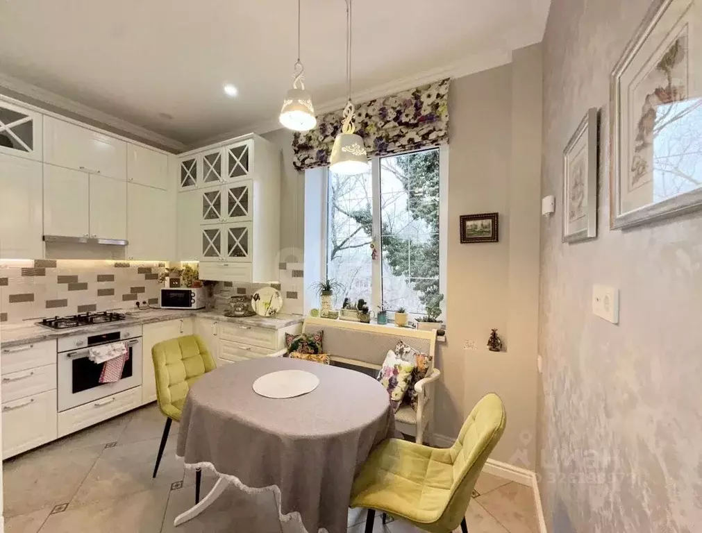 2-к кв. Крым, Симферополь ул. Севастопольская (57.0 м) - Фото 2