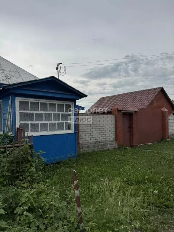 Дом в Курская область, Курчатовский район, с. Дичня ул. Лемешовка, 19 ... - Фото 1