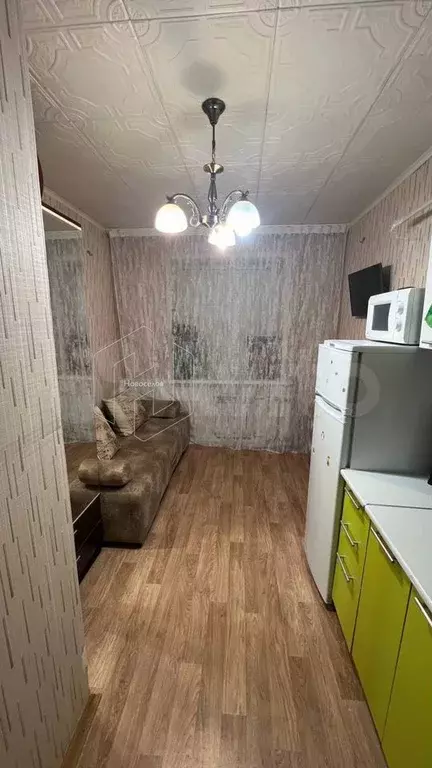 Комната 11,7 м в 4-к., 1/5 эт. - Фото 1