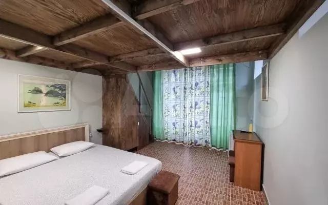 Комната 25 м, 1/2 эт. - Фото 0