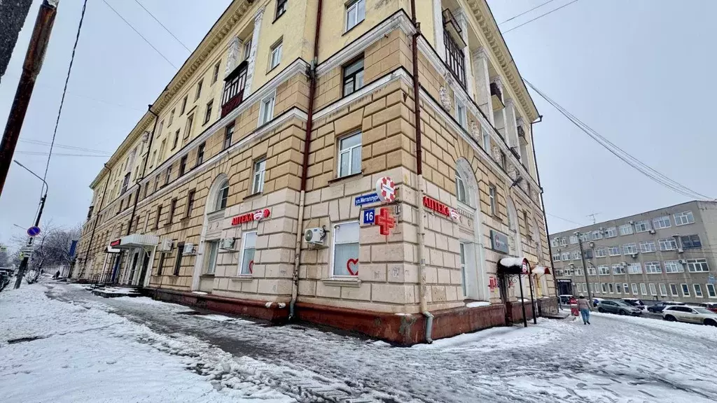 3-к кв. Вологодская область, Череповец ул. Металлургов, 16 (75.8 м) - Фото 2