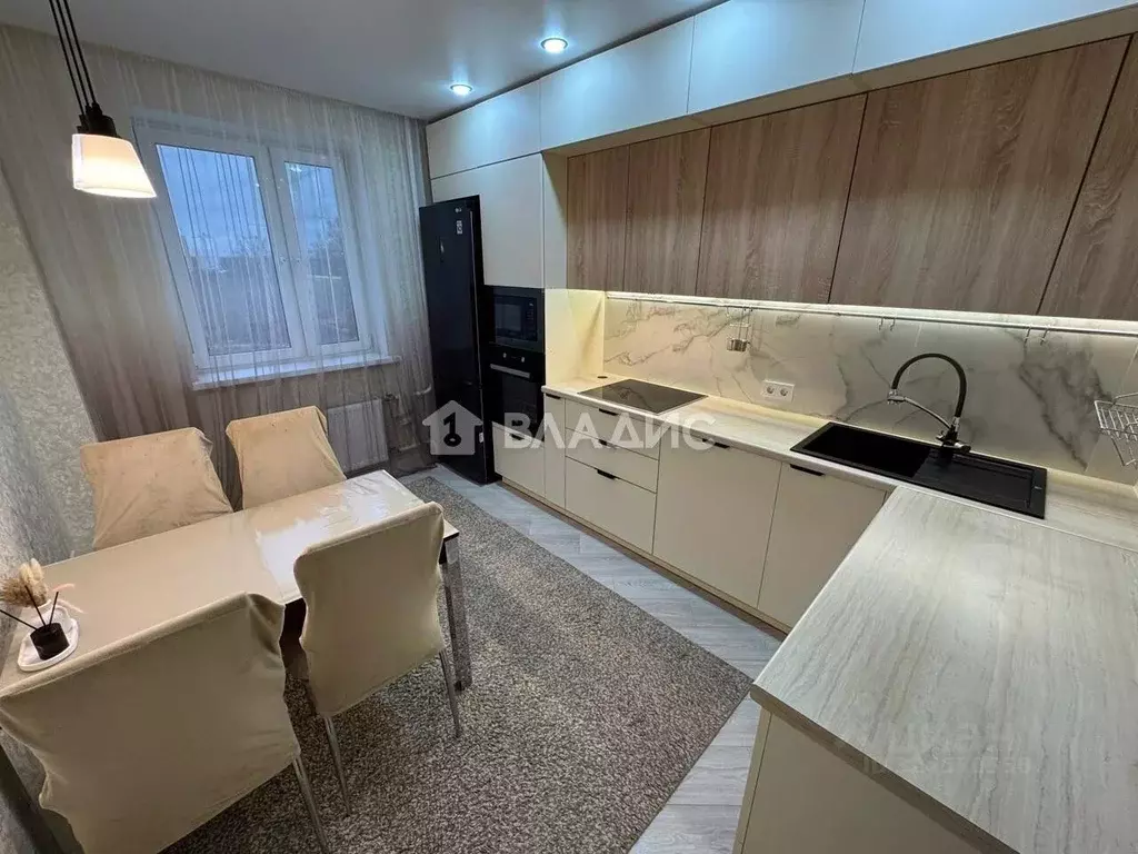 3-к кв. Владимирская область, Владимир ул. Куйбышева, 9А (78.1 м) - Фото 1