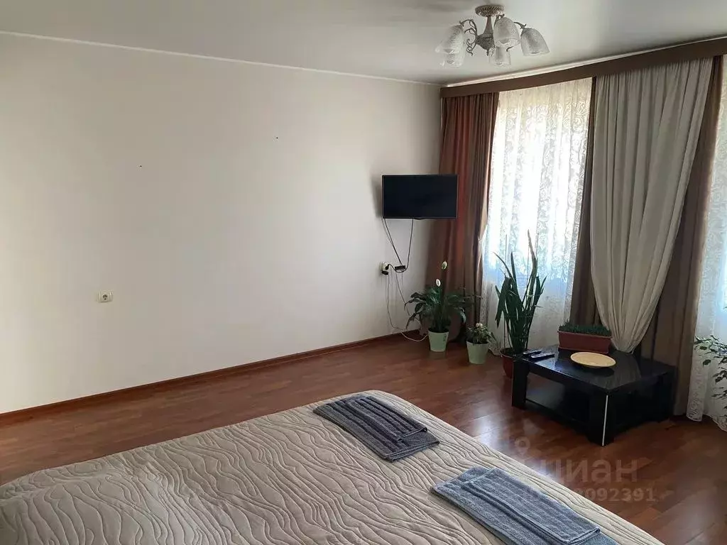 1-к кв. Волгоградская область, Волгоград ул. 8-й Воздушной Армии, 9а ... - Фото 1