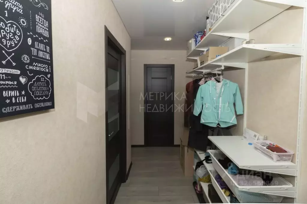 2-к кв. Тюменская область, Тюмень Антипино мкр, ул. Беловежская, 15 ... - Фото 1