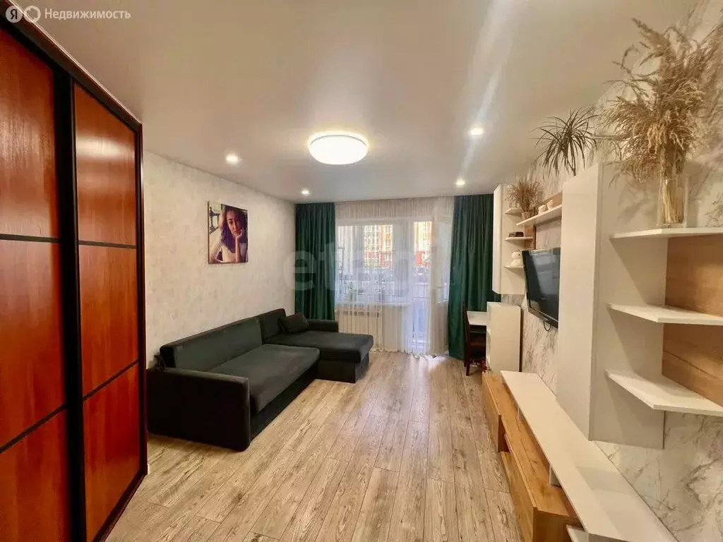 2-комнатная квартира: Калининград, улица Левитана, 63к1 (55.5 м) - Фото 0