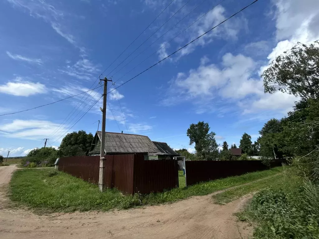 Дом в Псковская область, Гдовский район, Спицинская волость, д. ... - Фото 1