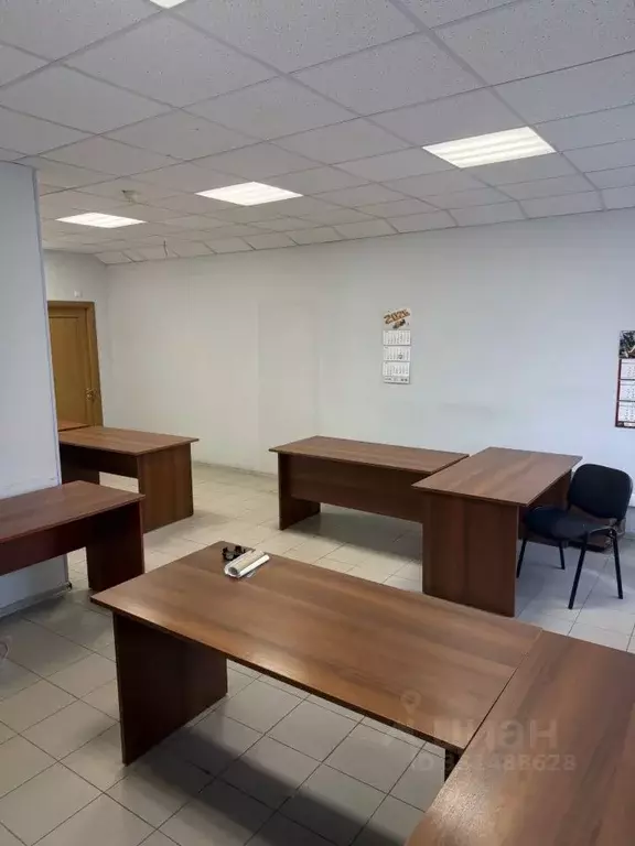 Офис в Свердловская область, Екатеринбург тракт Сибирский, 28А (34 м) - Фото 1