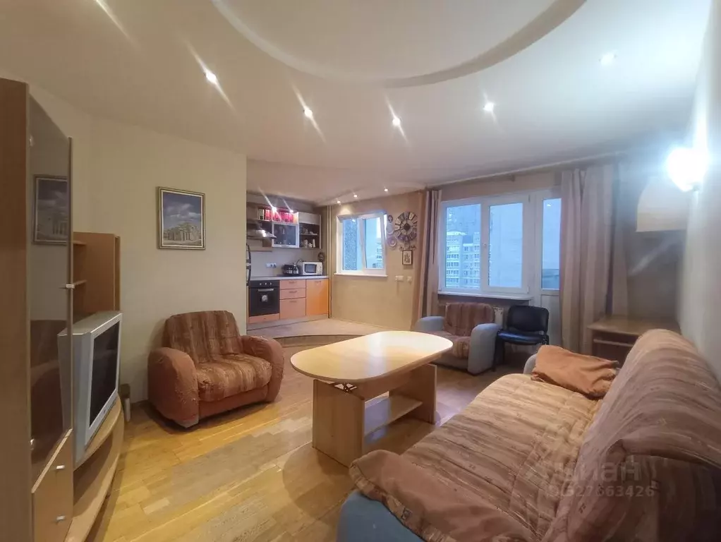 2-к кв. Свердловская область, Екатеринбург ул. Репина, 84 (65.0 м) - Фото 1