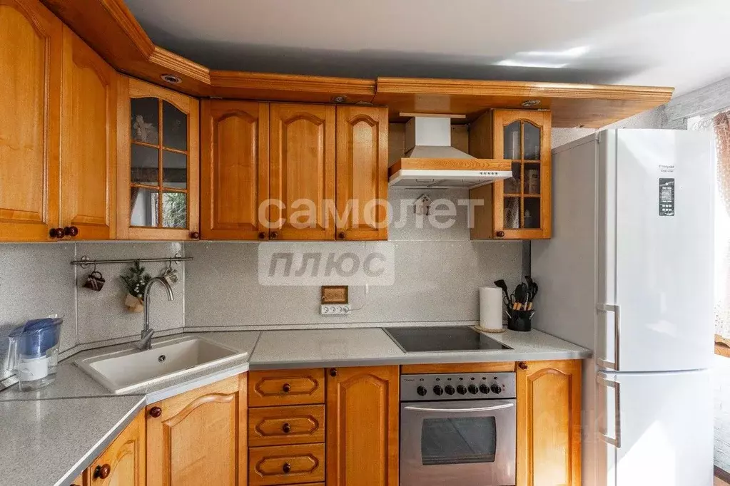 2-к кв. Омская область, Омск Госпитальная ул., 19 (41.3 м) - Фото 1