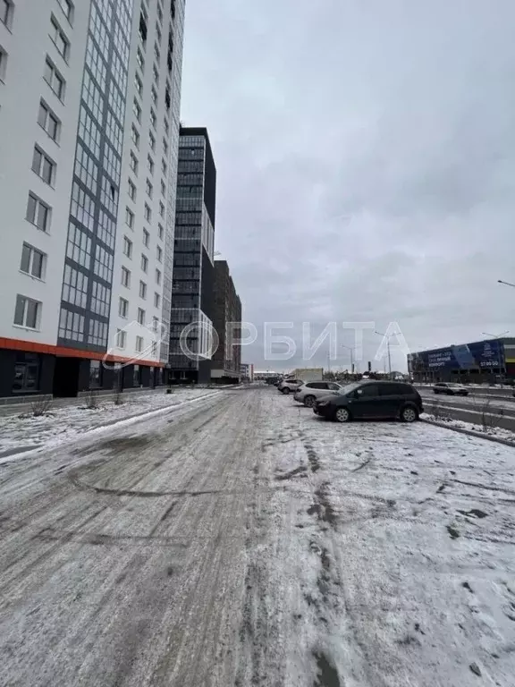 Помещение свободного назначения в Тюменская область, Тюмень ул. ... - Фото 1