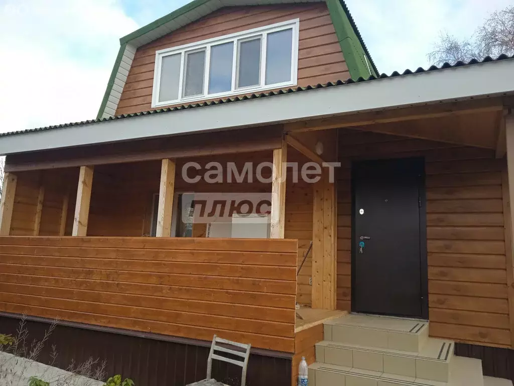 Дом в Нижний Услон, улица Горького, 148 (100 м) - Фото 1