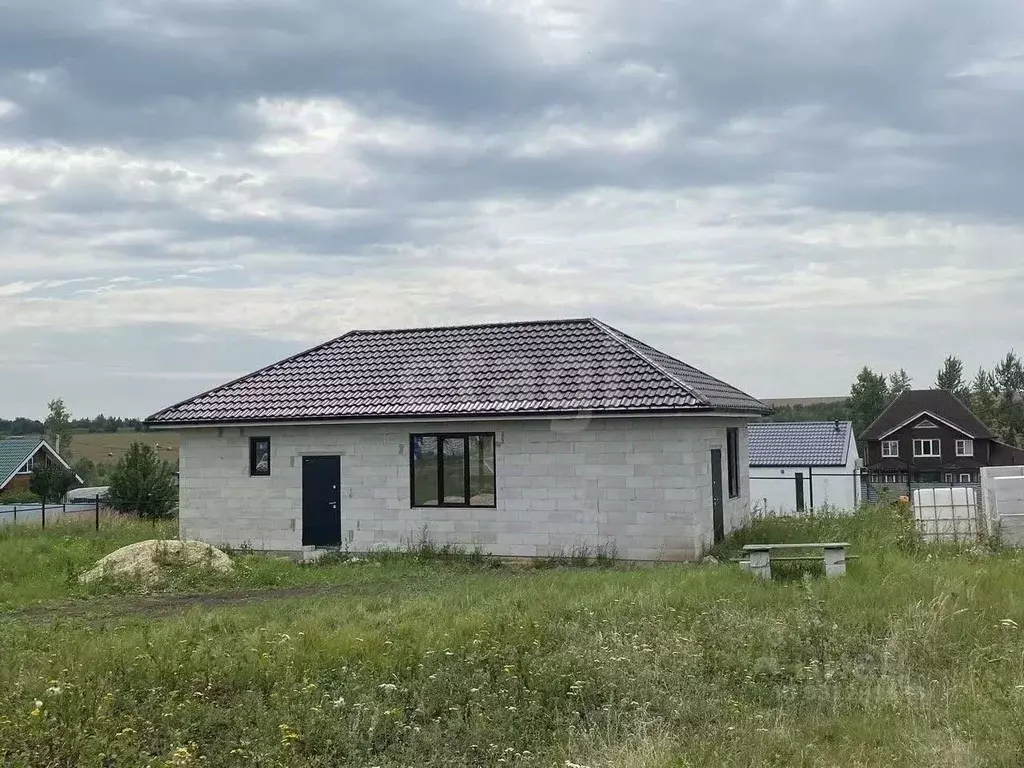 Дом в Липецкая область, Липецкий муниципальный округ, д. Кулешовка ул. ... - Фото 1