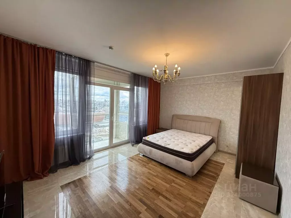 2-к кв. Свердловская область, Екатеринбург ул. Горького, 69/1 (55.0 м) - Фото 1