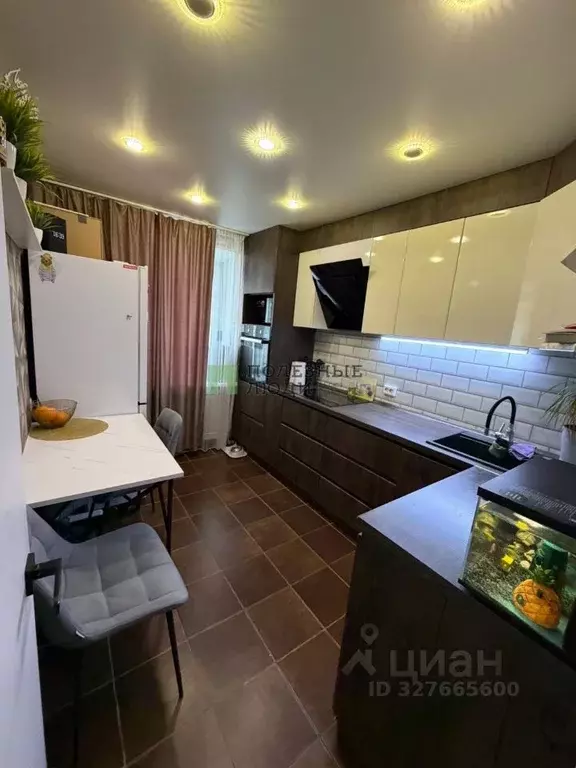 3-к кв. Курганская область, Курган ул. Василия Блюхера, 7 (69.1 м) - Фото 1