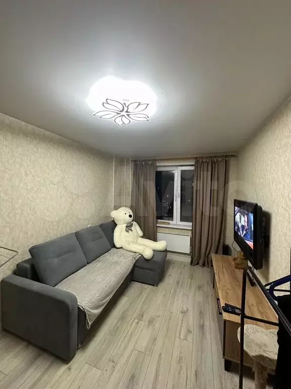 1-к. квартира, 38 м, 15/17 эт. - Фото 0