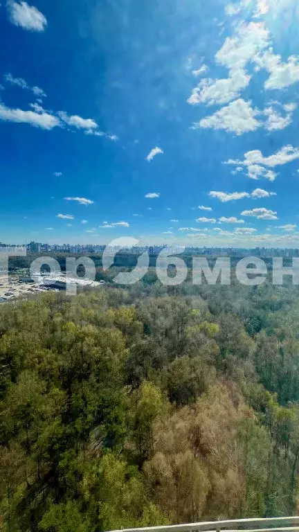 Продается 3-комнатная квартира - Фото 1