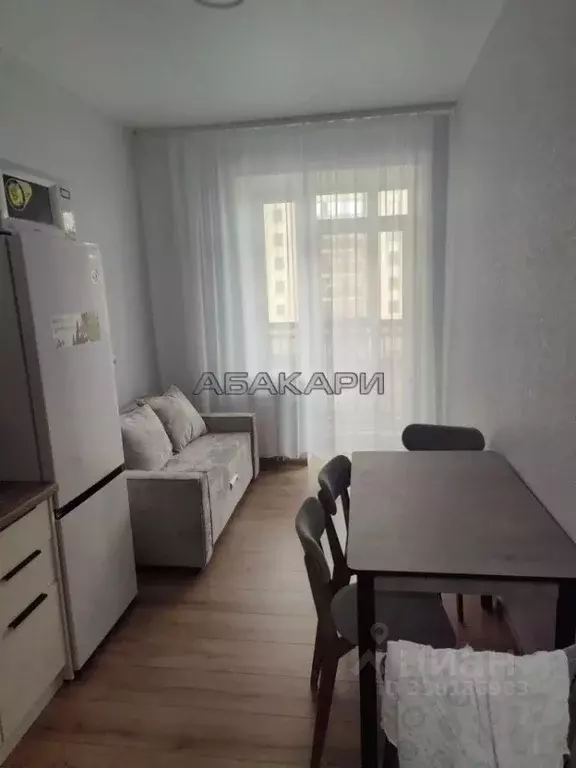 1-к кв. Красноярский край, Красноярск Регатная ул., 3 (39.0 м) - Фото 1