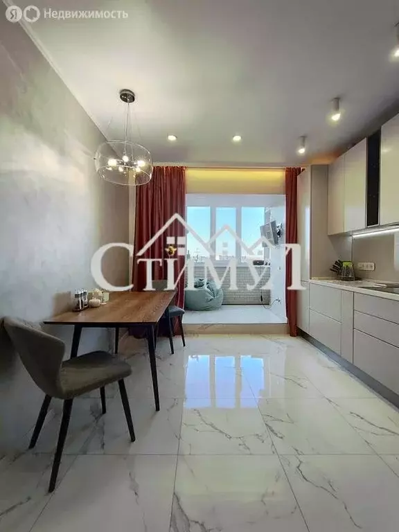 Квартира-студия: Абакан, улица Бограда, 118 (95 м) - Фото 1