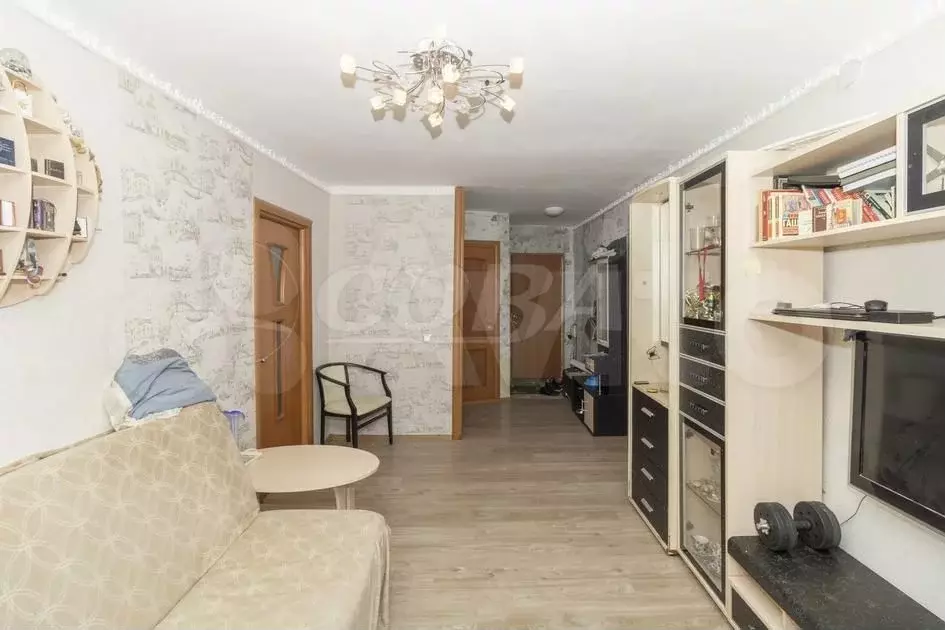 2-к. квартира, 41 м, 5/5 эт. - Фото 1