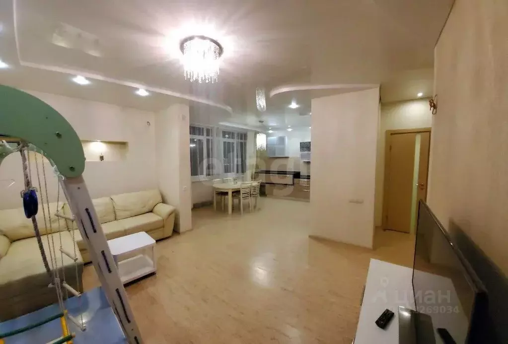 3-к кв. Башкортостан, Уфа ул. Карла Маркса, 62 (78.0 м) - Фото 1