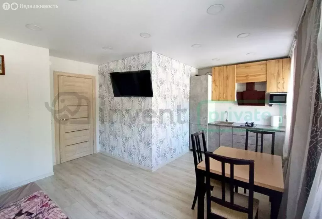 2-комнатная квартира: Калининград, улица Черняховского, 18 (42.9 м) - Фото 0