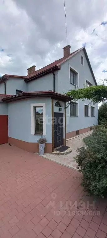 Дом в Белгородская область, Корочанский район, Мелиховское с/пос, с. ... - Фото 1