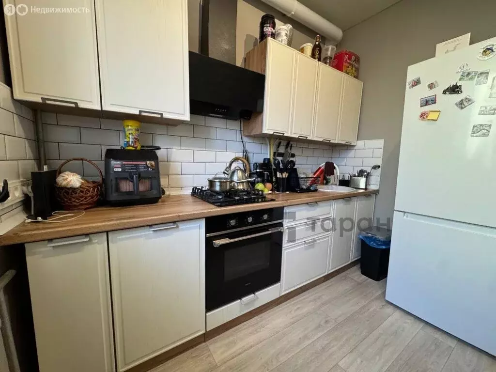 2-комнатная квартира: Чебаркуль, улица Ленина, 4 (61.5 м) - Фото 2