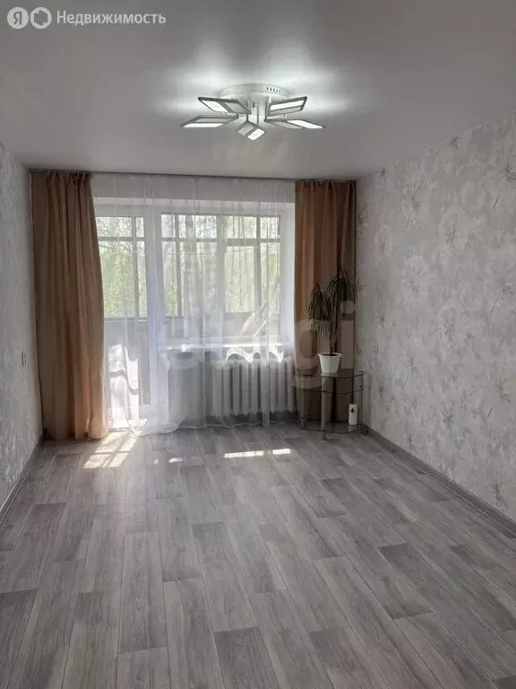 2-комнатная квартира: Чебоксары, проспект Мира, 12 (46 м) - Фото 1
